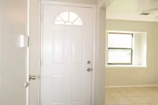 10902 Mosscrest Dr, Houston, TX 77048 - Photo 3