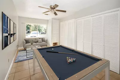 10902 Mosscrest Drive, Houston, TX 77048 - Photo 11