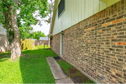 5110 Tashkent Drive, Friendswood, TX 77546 - Photo 37
