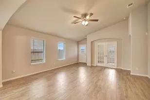 388 Kendall Crest Dr, Alvin, TX 77511 - Photo 23