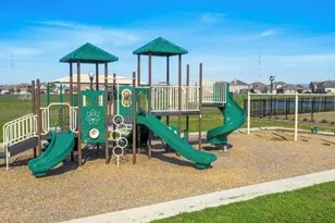 388 Kendall Crest Dr, Alvin, TX 77511 - Photo 47