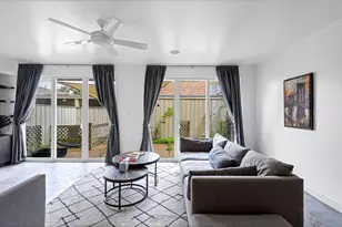 5878 Valley Forge Dr, Houston, TX 77057 - Photo 3