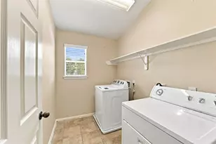 16726 Vivian Point Ln, Houston, TX 77095 - Photo 33