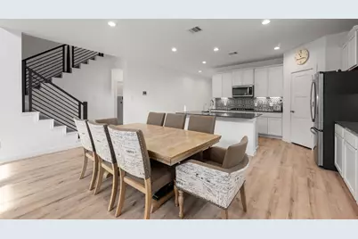 14019 Valley Creek Court, Conroe, TX 77384 - Photo 5