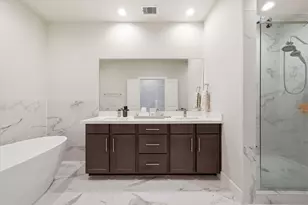 5929 Haring Ln, Houston, TX 77091 - Photo 17