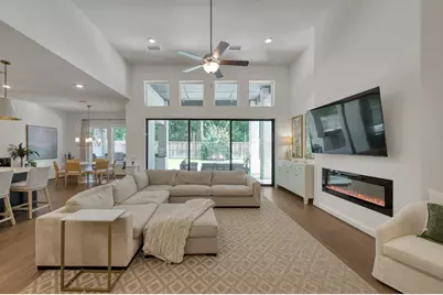 9738 Dani Lake Drive, Tomball, TX 77375 - Photo 13