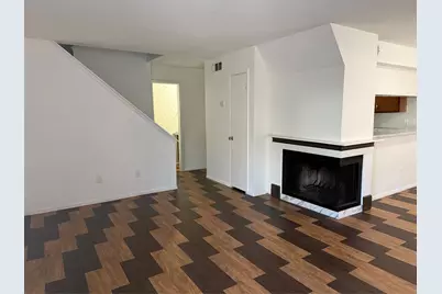 8050 Sands Point Drive #B, Houston, TX 77036 - Photo 3