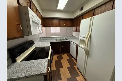 8050 Sands Point Drive #B, Houston, TX 77036 - Photo 5