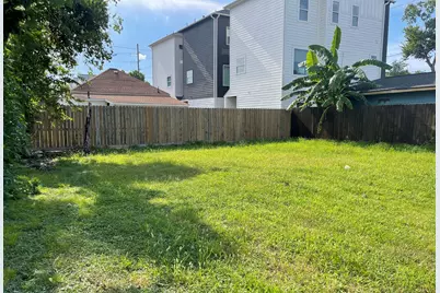 2417 McKee Street, Houston, TX 77009 - Photo 5