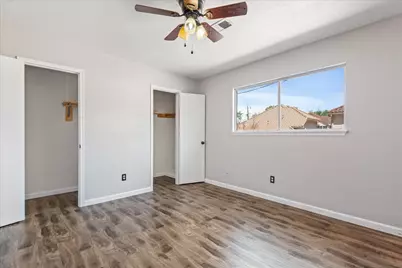 1425 Springrock Ln Lane, Houston, TX 77055 - Photo 17