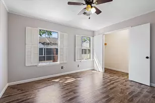 1425 Springrock Ln Ln, Houston, TX 77055 - Photo 15