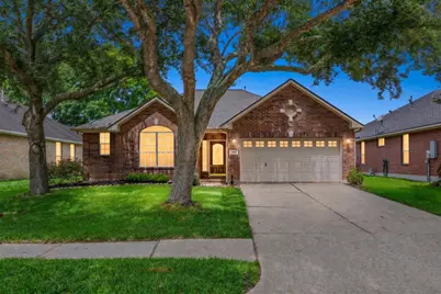 536 Mannington, League City, TX 77573 - Photo 1