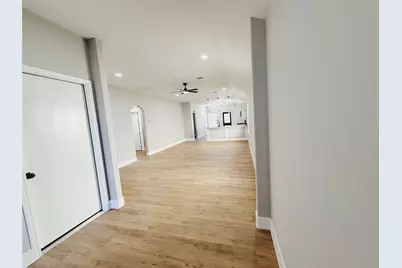 4218 Richmeadow Drive, Houston, TX 77048 - Photo 3