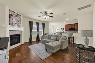 5219 Misty Ln, Bacliff, TX 77518 - Photo 5