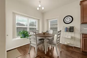 5219 Misty Ln, Bacliff, TX 77518 - Photo 9