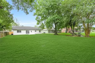 8333 Lanham Ln, Houston, TX 77075 - Photo 31