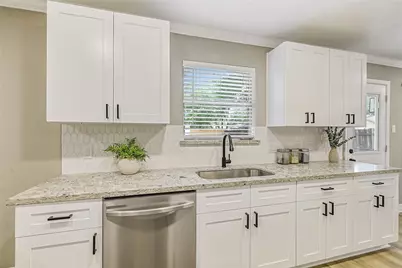 8333 Lanham Lane, Houston, TX 77075 - Photo 11