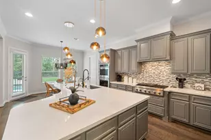 14710 Somerset Horizon Ln, Houston, TX 77044 - Photo 15