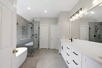 43 N Abram Circle, The Woodlands, TX 77382 - Photo 15