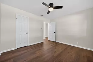 418 Twin Lakes Blvd W, West Columbia, TX 77486 - Photo 21