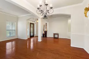 142 Golden Autumn Pl, The Woodlands, TX 77384 - Photo 3