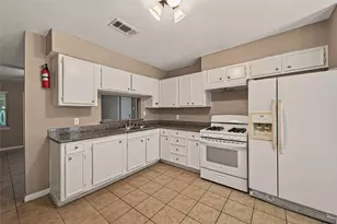 719 Kilpatrick St, Channelview, TX 77530 - Photo 7