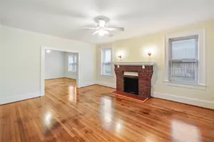4008 Garrott St, Houston, TX 77006 - Photo 3