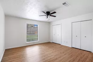 212 Normal Park Dr, Huntsville, TX 77320 - Photo 5