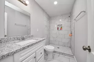 10118 Norvic St, Houston, TX 77029 - Photo 21