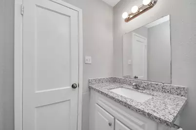 10118 Norvic Street, Houston, TX 77029 - Photo 23
