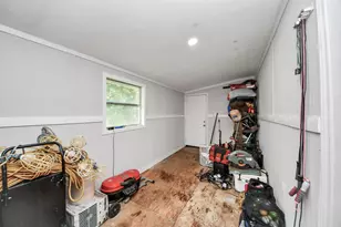 10118 Norvic St, Houston, TX 77029 - Photo 13