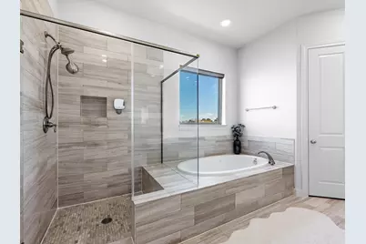 2110 Lakeshore Edge Drive, Houston, TX 77080 - Photo 19