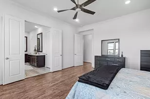 2110 Lakeshore Edge Dr, Houston, TX 77080 - Photo 17