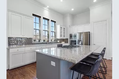 2110 Lakeshore Edge Drive, Houston, TX 77080 - Photo 9