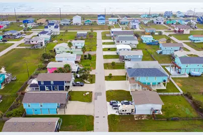 4131 Jackson Drive, Galveston, TX 77554 - Photo 45