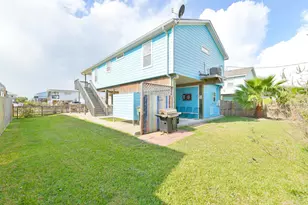 4131 Jackson Dr, Galveston, TX 77554 - Photo 7