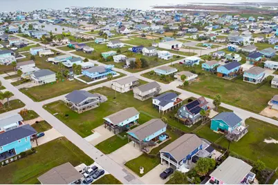 4131 Jackson Drive, Galveston, TX 77554 - Photo 43