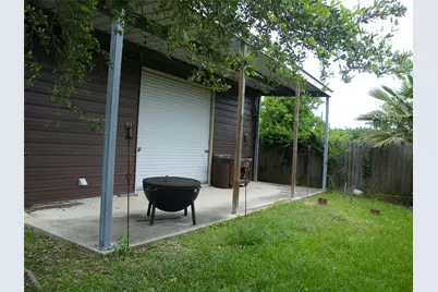 729 17th Street, Dickinson, TX 77539 - Photo 5
