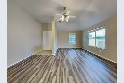 911 Lancaster Lake Drive, Houston, TX 77073 - Photo 7