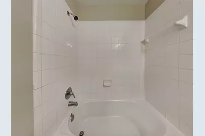 911 Lancaster Lake Drive, Houston, TX 77073 - Photo 15