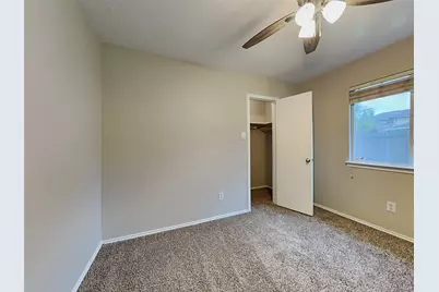 911 Lancaster Lake Drive, Houston, TX 77073 - Photo 13