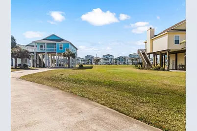 25306 Intrepid Lane, Galveston, TX 77554 - Photo 9