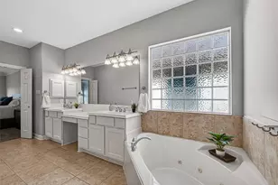 4502 Rose St, Houston, TX 77007 - Photo 33