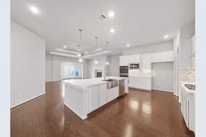 11315 Seguin Trail Court, Needville, TX 77461 - Photo 9