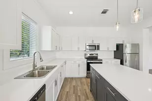 3151 Christie St, Houston, TX 77026 - Photo 15