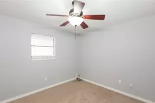 407 Tamarind St, Lake Jackson, TX 77566 - Photo 25