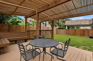 201 Lago Vista St, Kemah, TX 77565 - Photo 37
