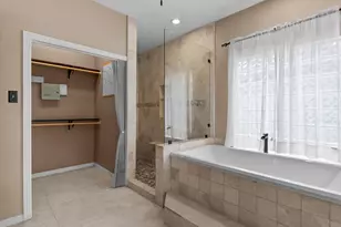 201 Lago Vista St, Kemah, TX 77565 - Photo 23