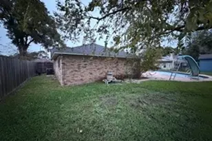 1023 Twinbrooke Dr, Houston, TX 77088 - Photo 29