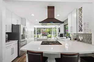 64 N Timber Top Dr, The Woodlands, TX 77380 - Photo 15